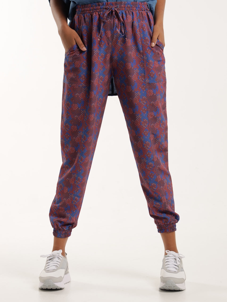 JOGGERS / ASTRO SNAKESKIN