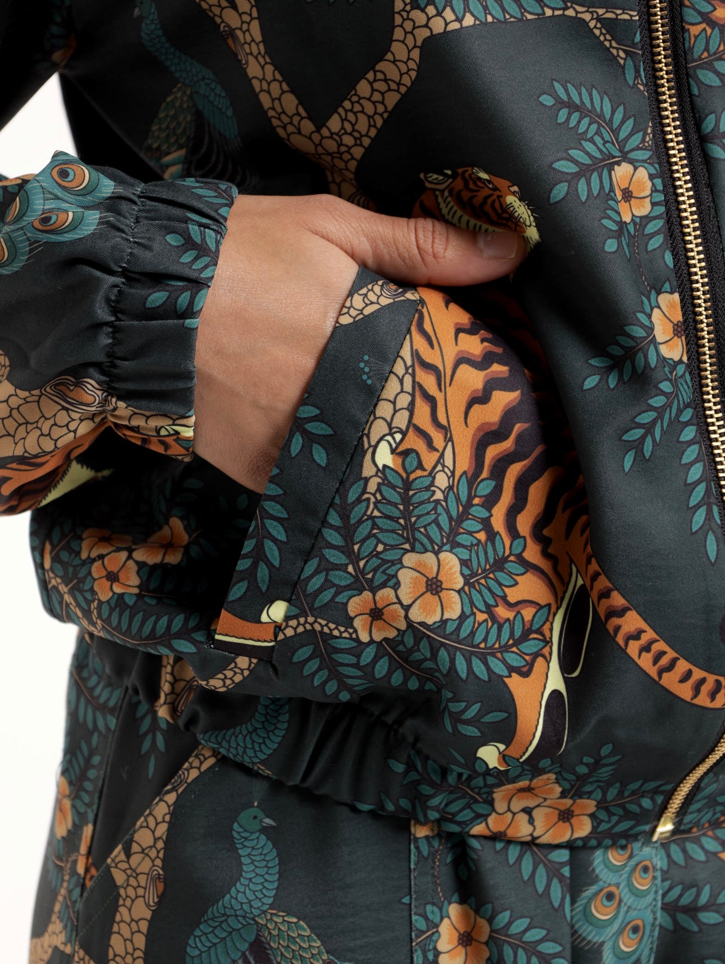 BOMBER JACKET / Cherry Blossom Tiger