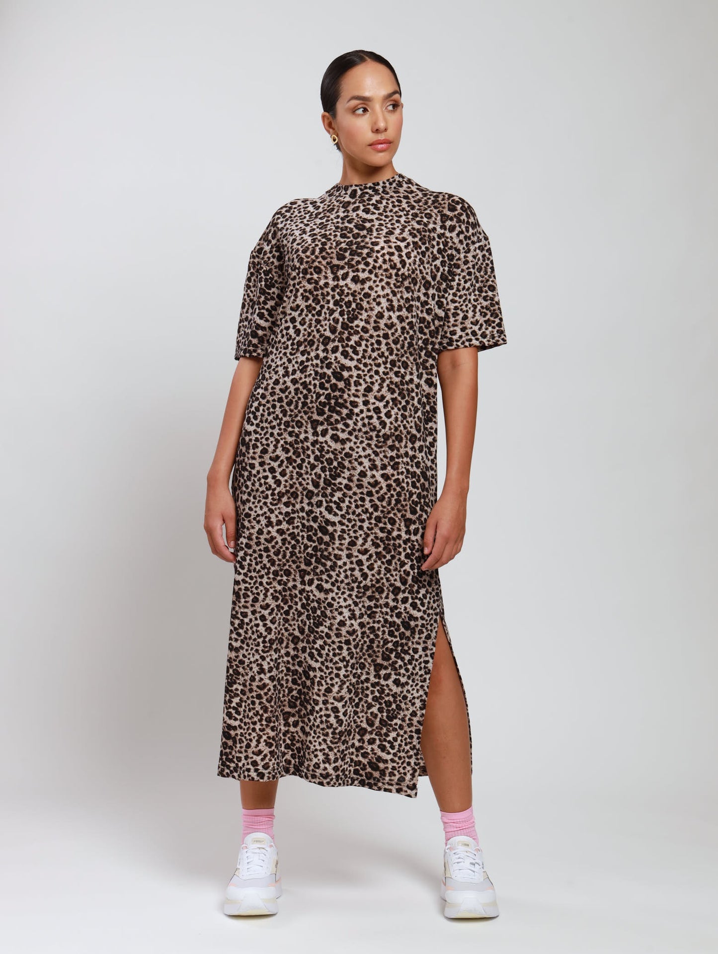 T-SHIRT DRESS / ANIMAL MESH