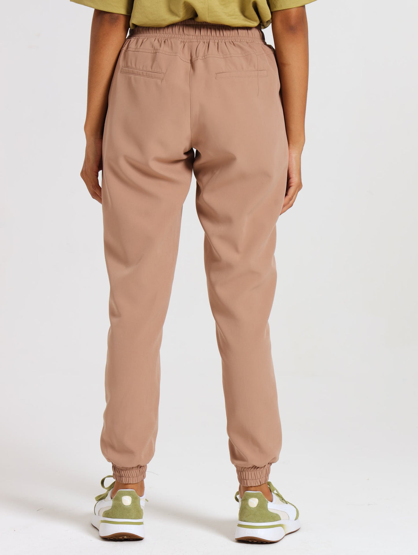 RELAXED JOGGERS / MOCCA