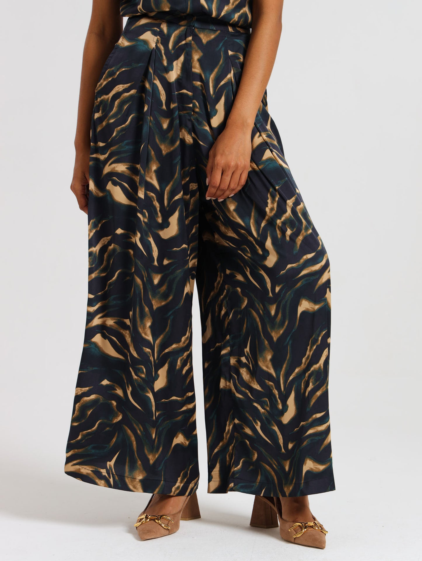 PLEAT DETAIL PALAZZO / TEAL TIGER