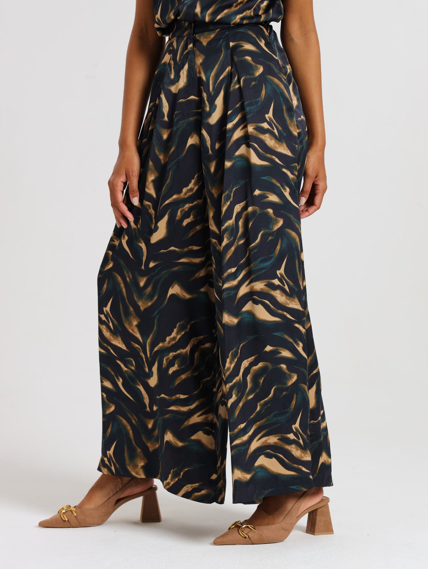 PLEAT DETAIL PALAZZO / TEAL TIGER