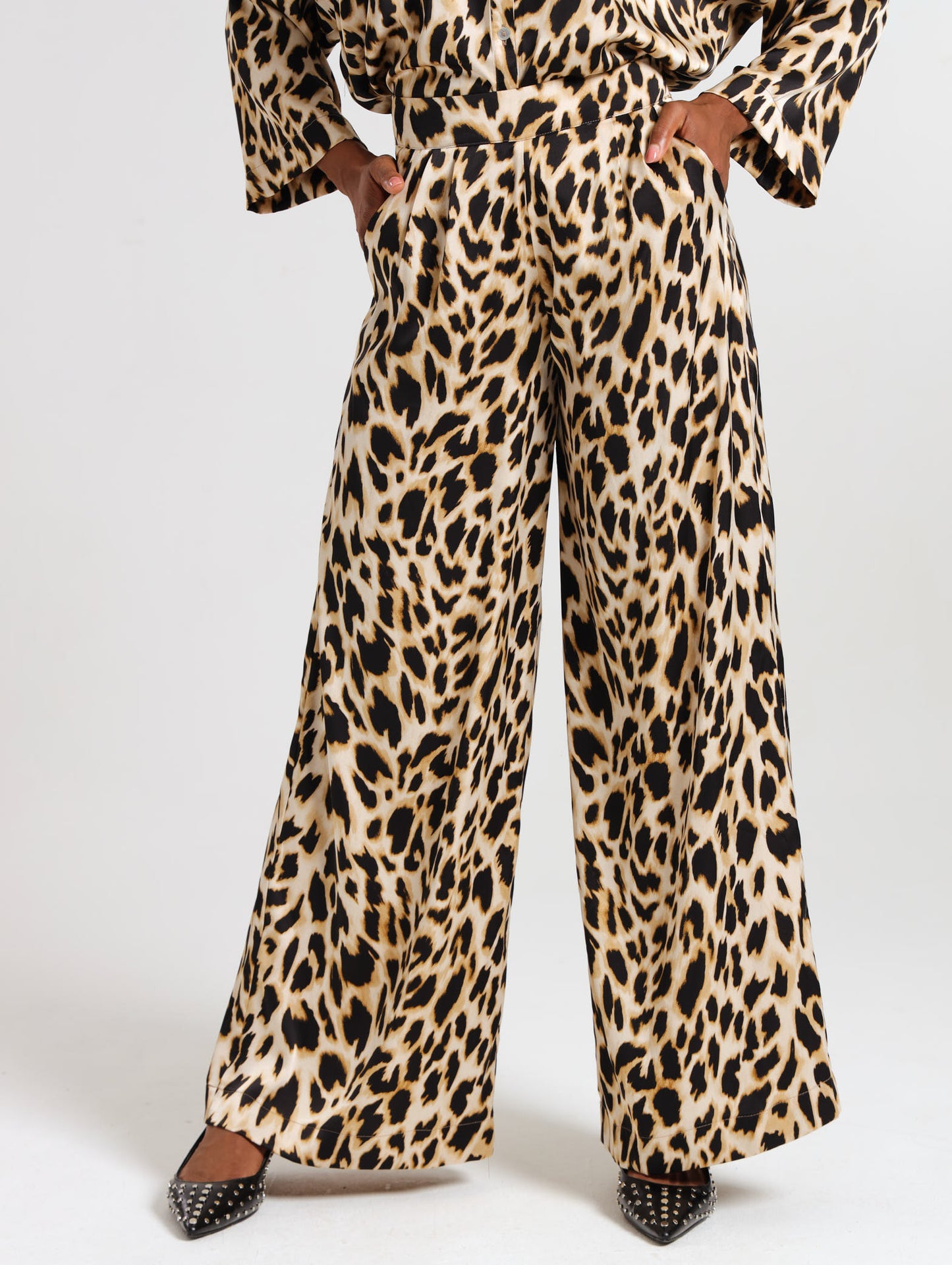 THE RESORT PALAZZO / SAVANNA LEOPARD