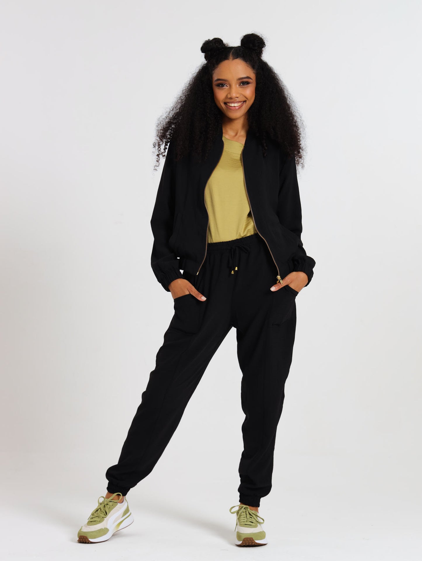 JOGGERS / MIDNIGHT