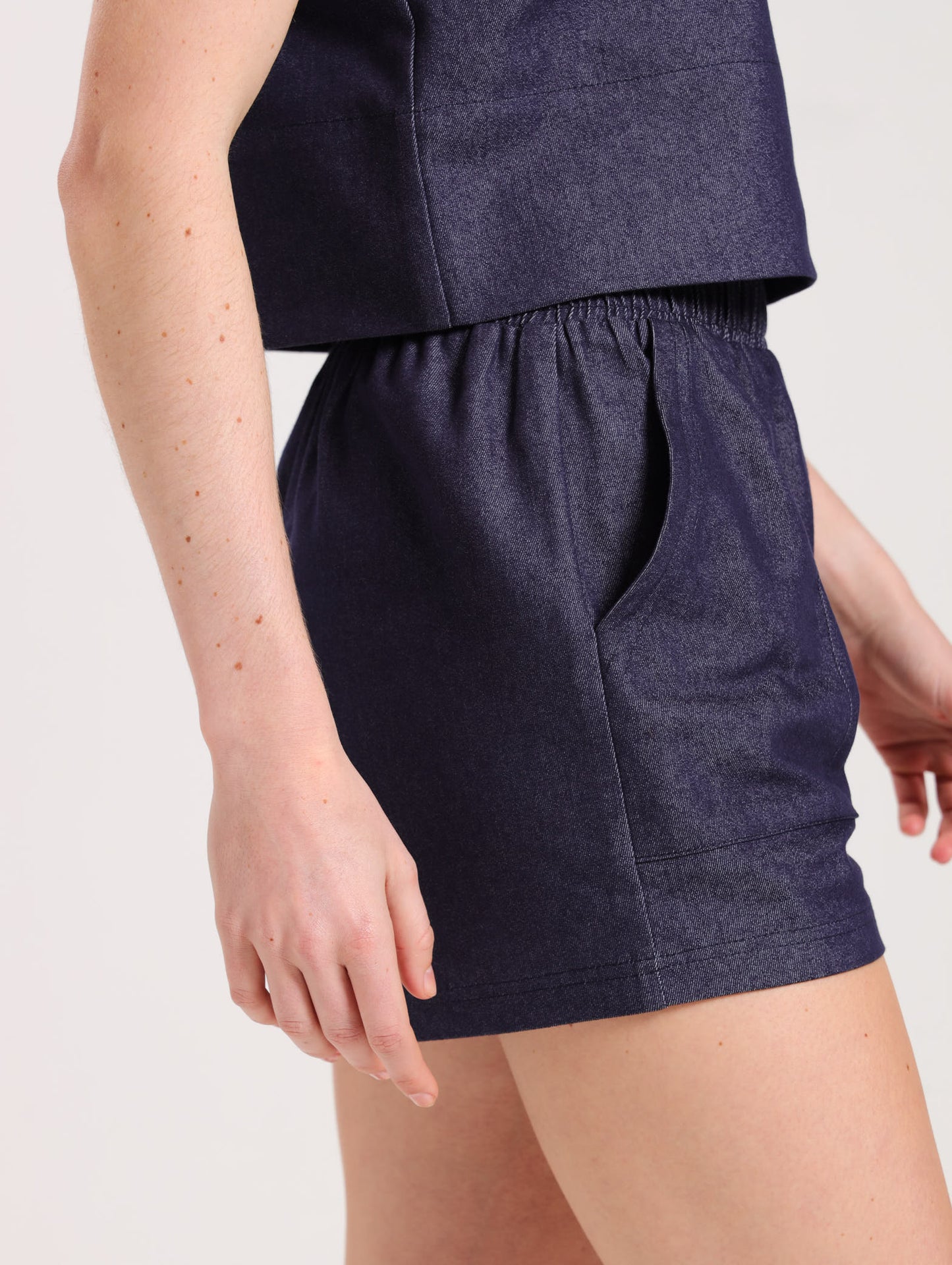 DRAWSTRING SHORTS / DENIM