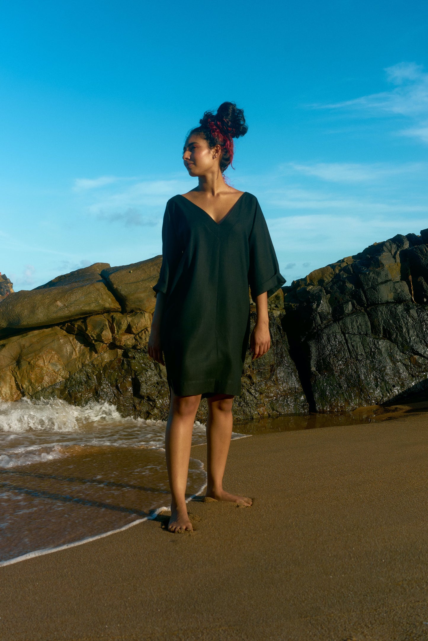 HIGH LO SHIFT / Black linen