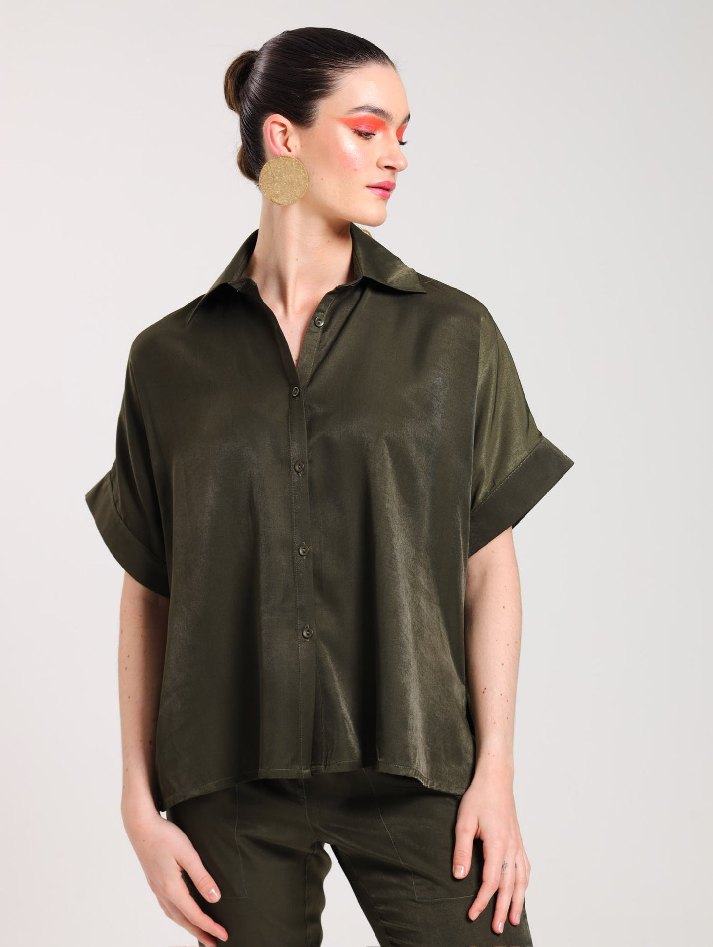 HI-LO TOP / OLIVE SATIN TWILL