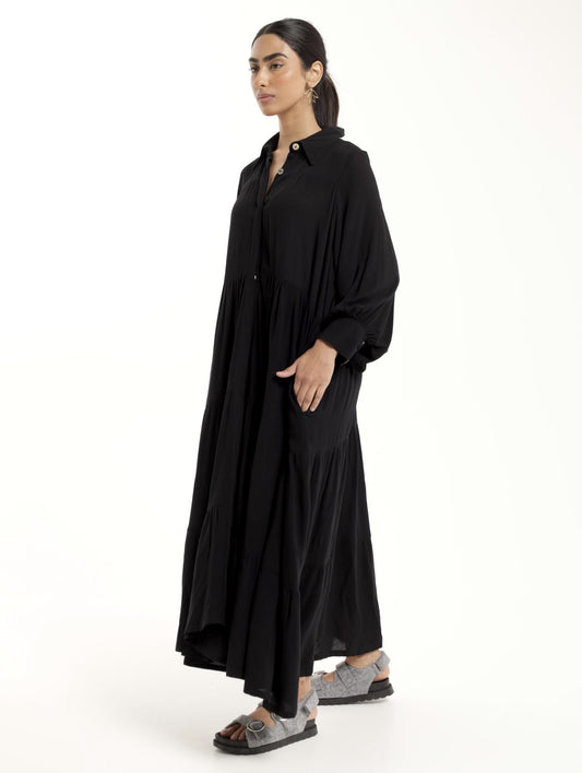 LS MAXI RUFFLE SHIRT DRESS / BLACK