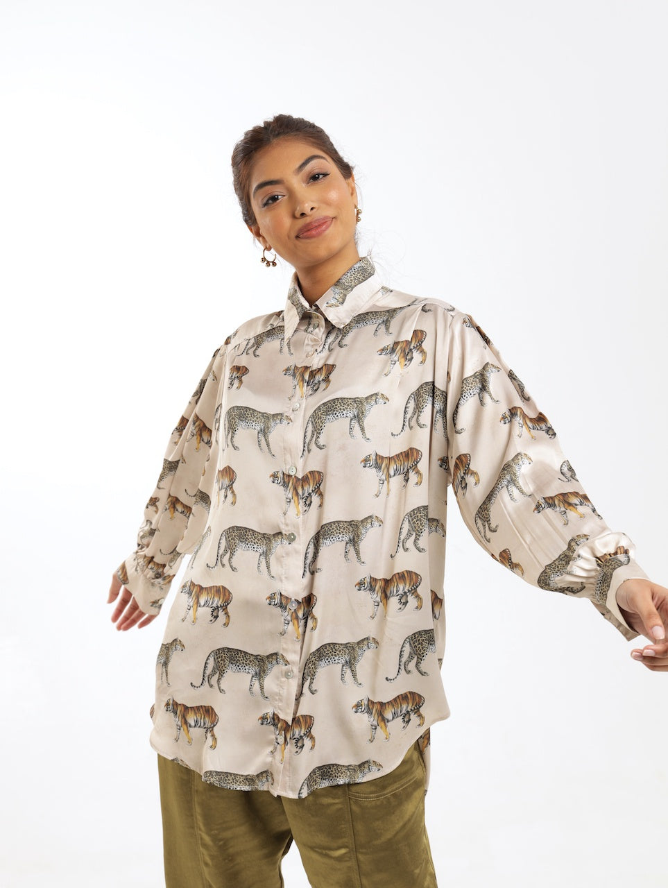 OS BOYFRIEND TOP / LEOPARD CONVOY