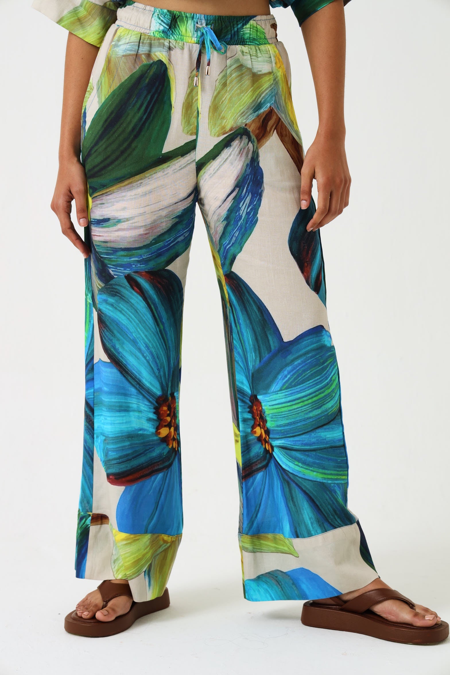 CUFFED DRAWSTRING PANTS / FLORA NOVA