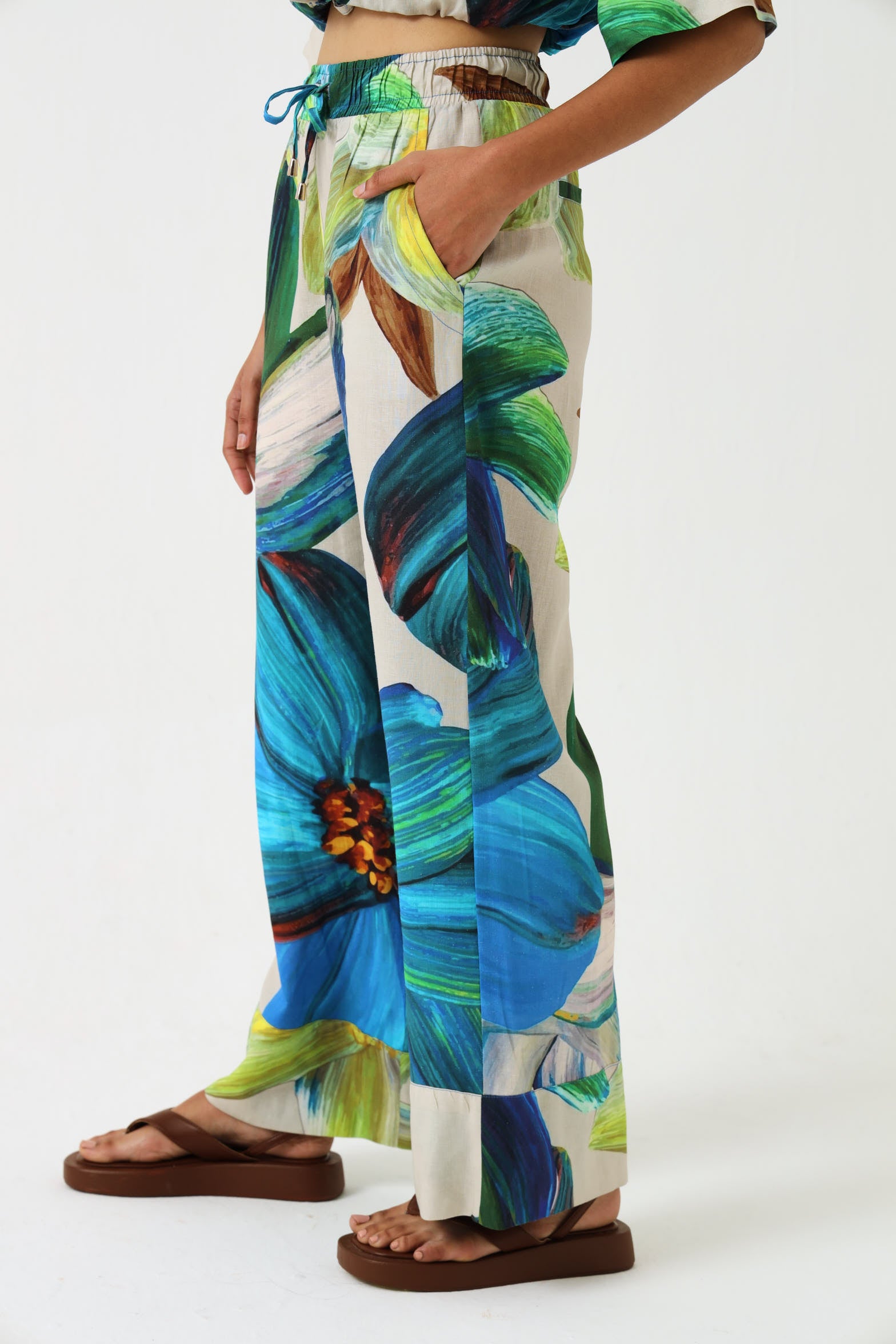 CUFFED DRAWSTRING PANTS / FLORA NOVA