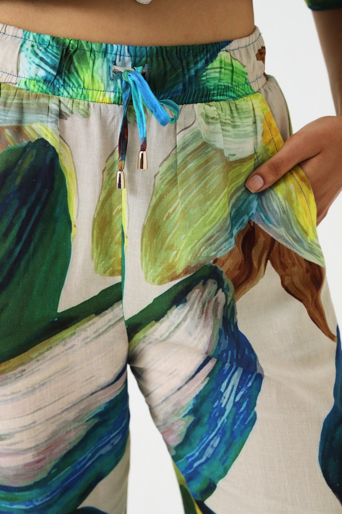 CUFFED DRAWSTRING PANTS / FLORA NOVA