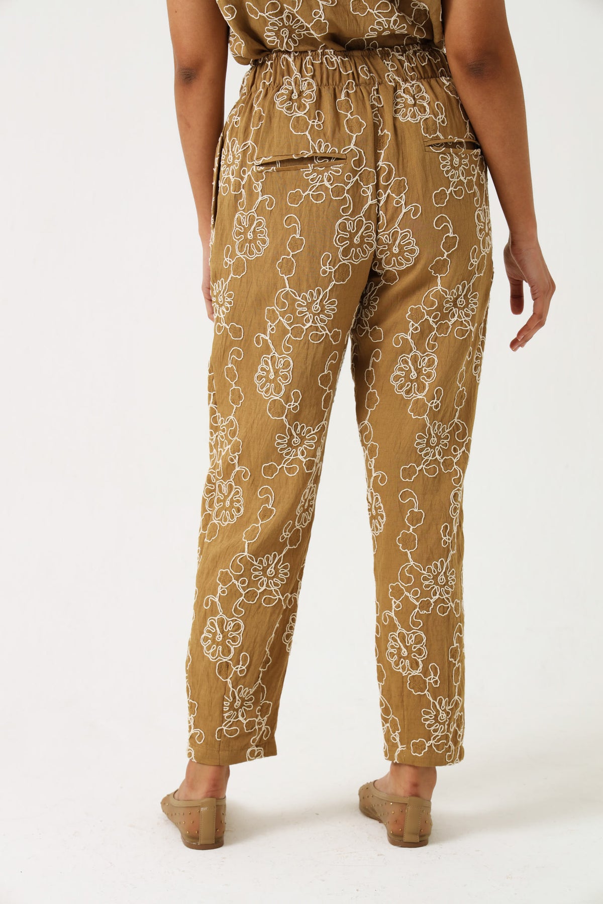 PAINTER PANTS / ROPE FLORAL