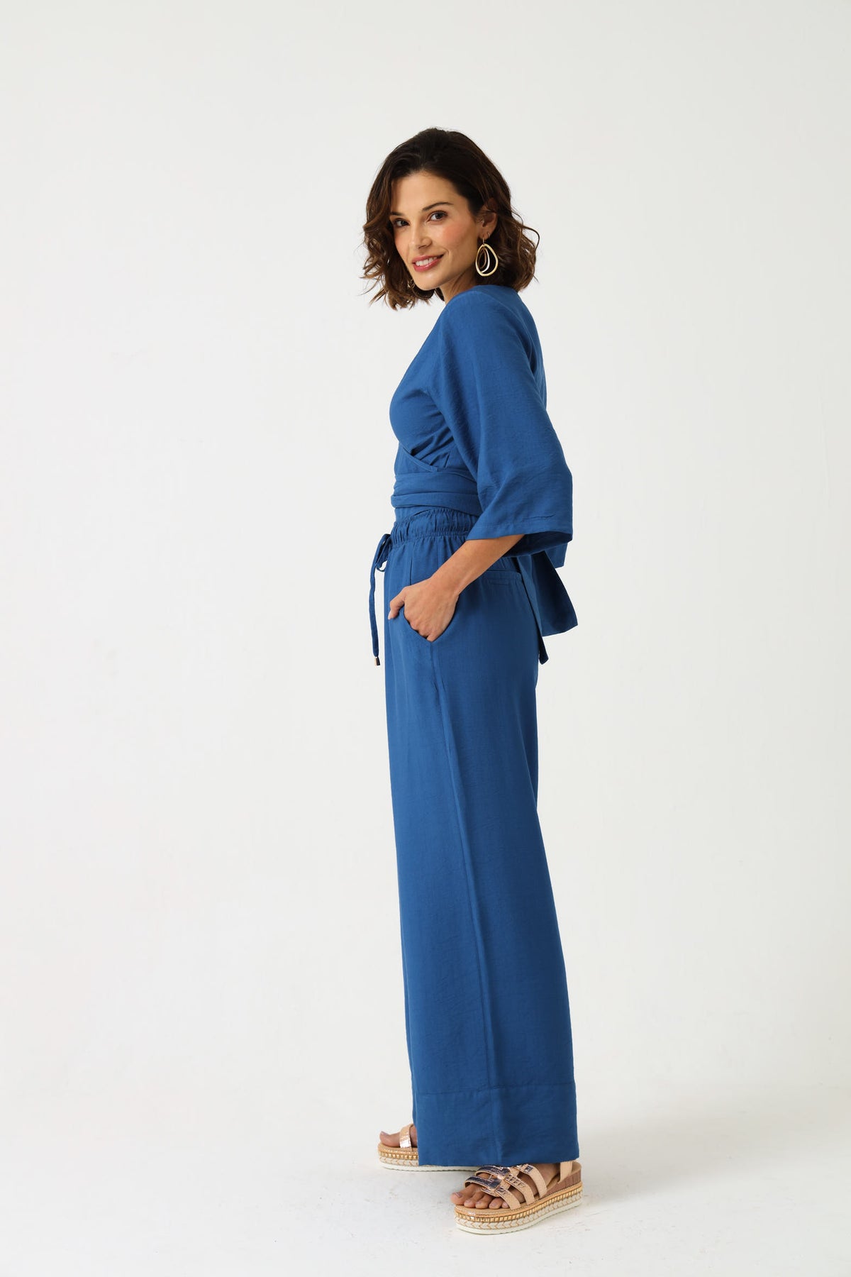 CUFFED DRAWSTRING PANTS / DEJA BLUE