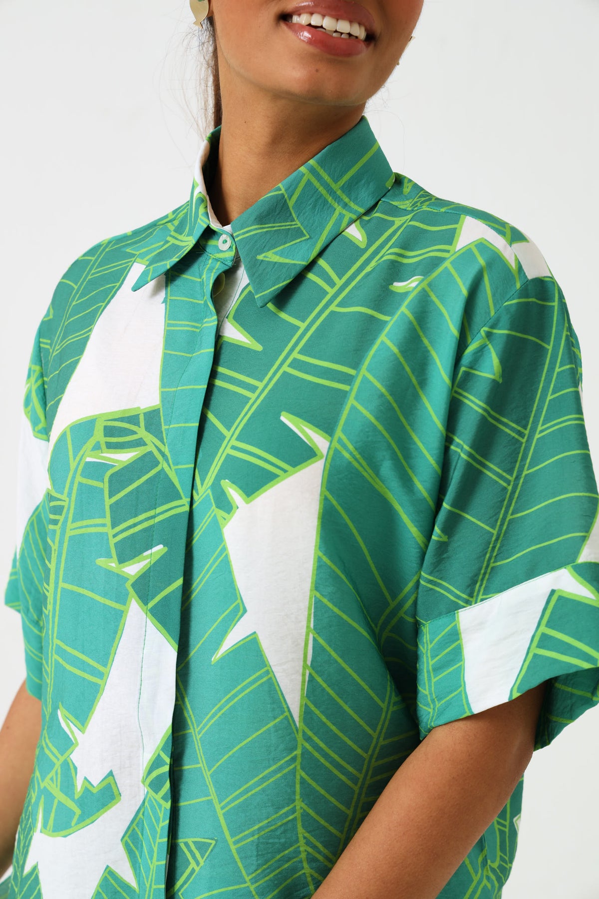BOXY COLLARED TOP / VERDE