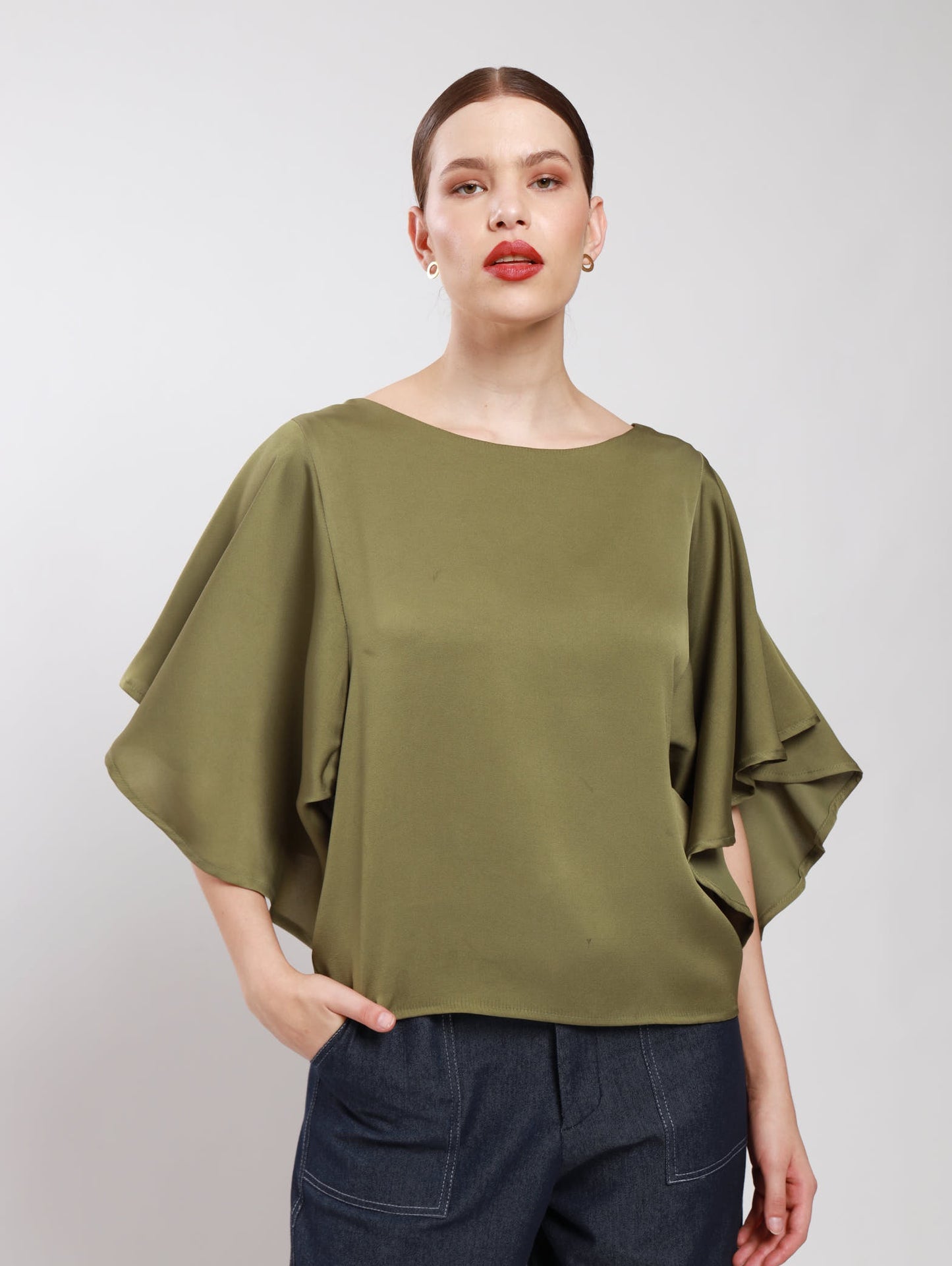 FLUTTER SLEEVE TOP / MOSS GREEN