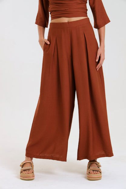 PLEAT PALAZZO / CRYPTO MOCCA