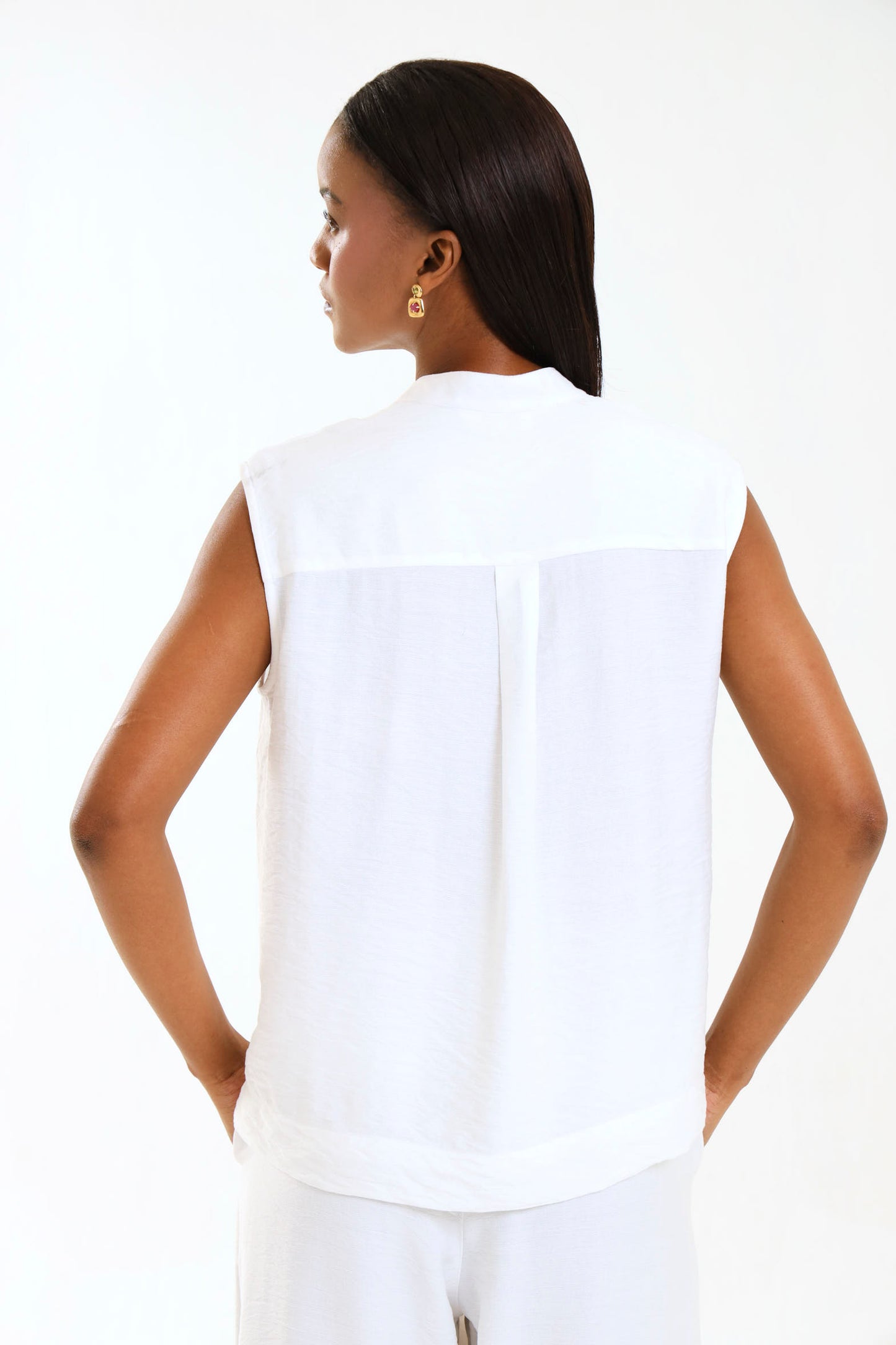 PLEATED TANK / CRYPTO WHITE