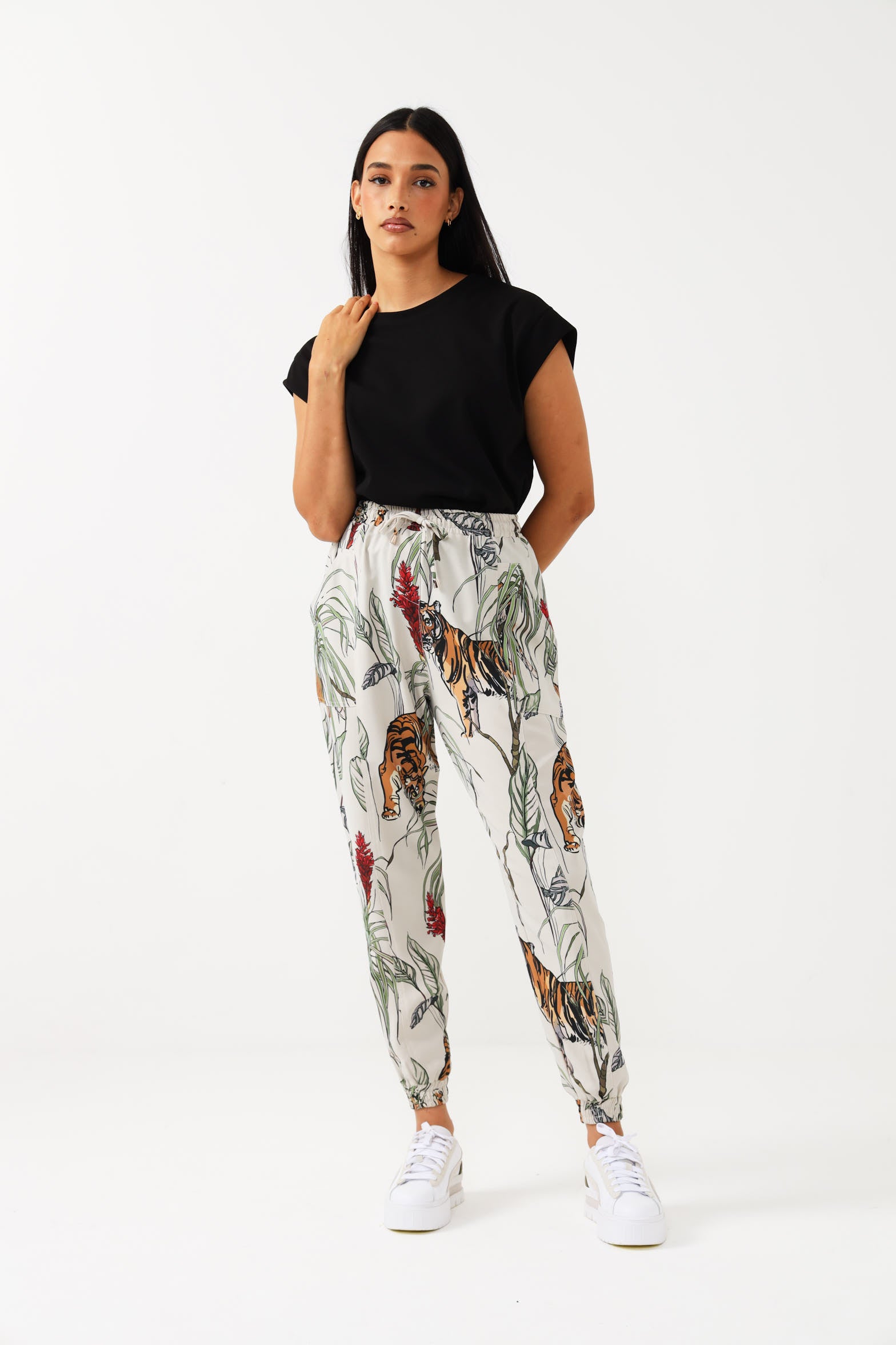 JOGGERS / LUXE TIGER