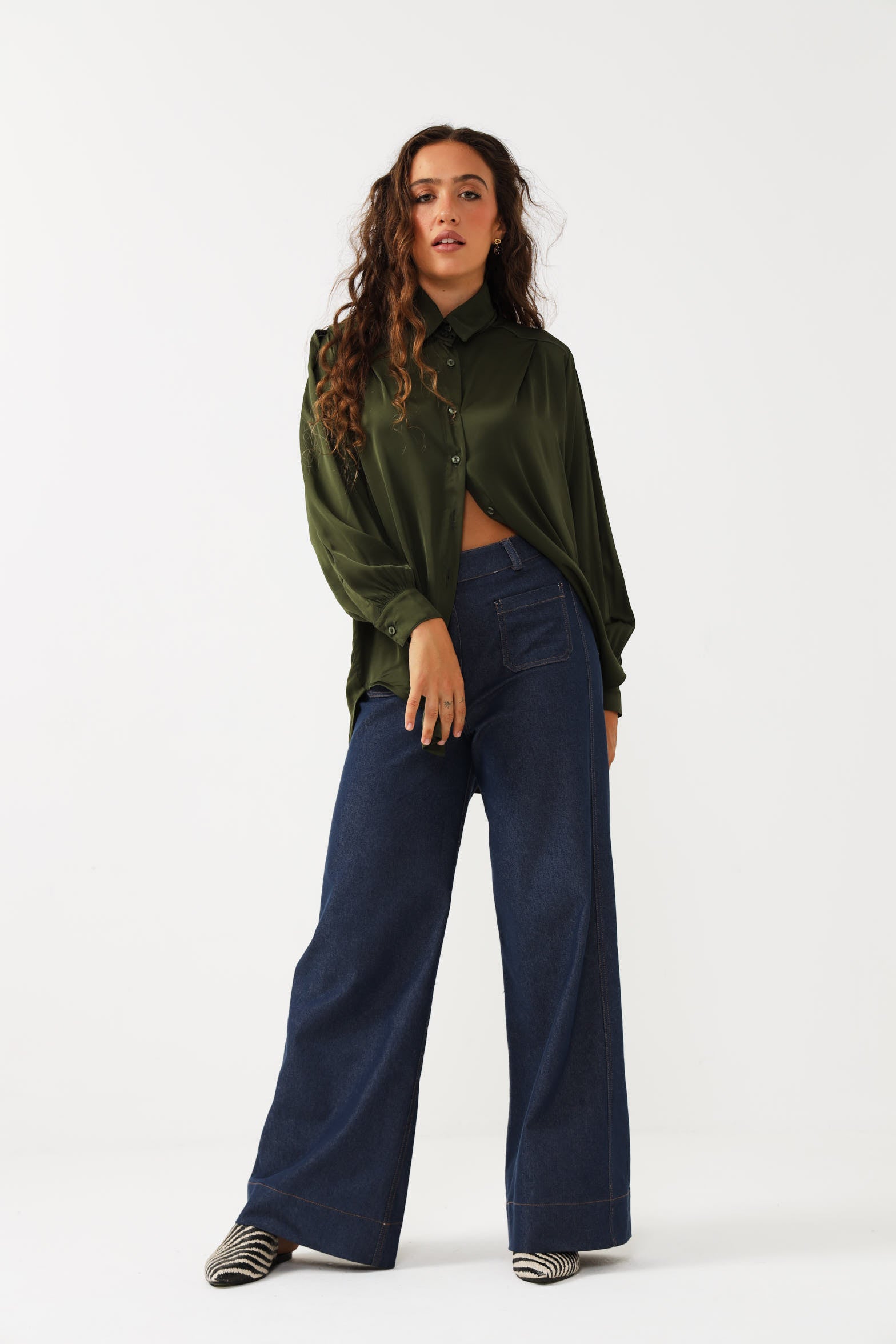 OS BOYFRIEND TOP / OLIVE GREEN