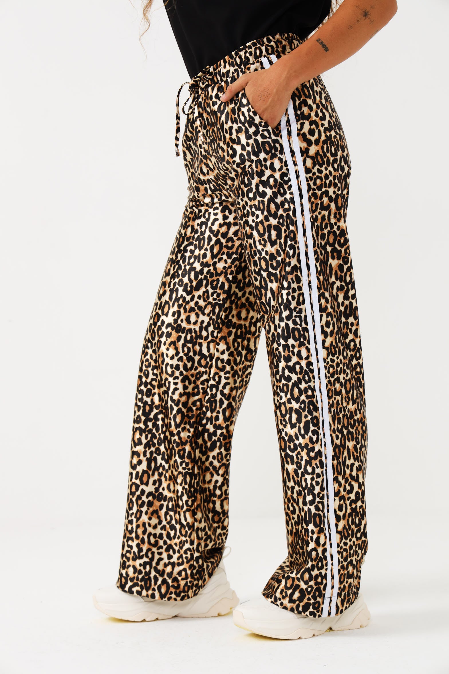 DRAWSTRING PANTS / LUXE LEOPARD – MUZE