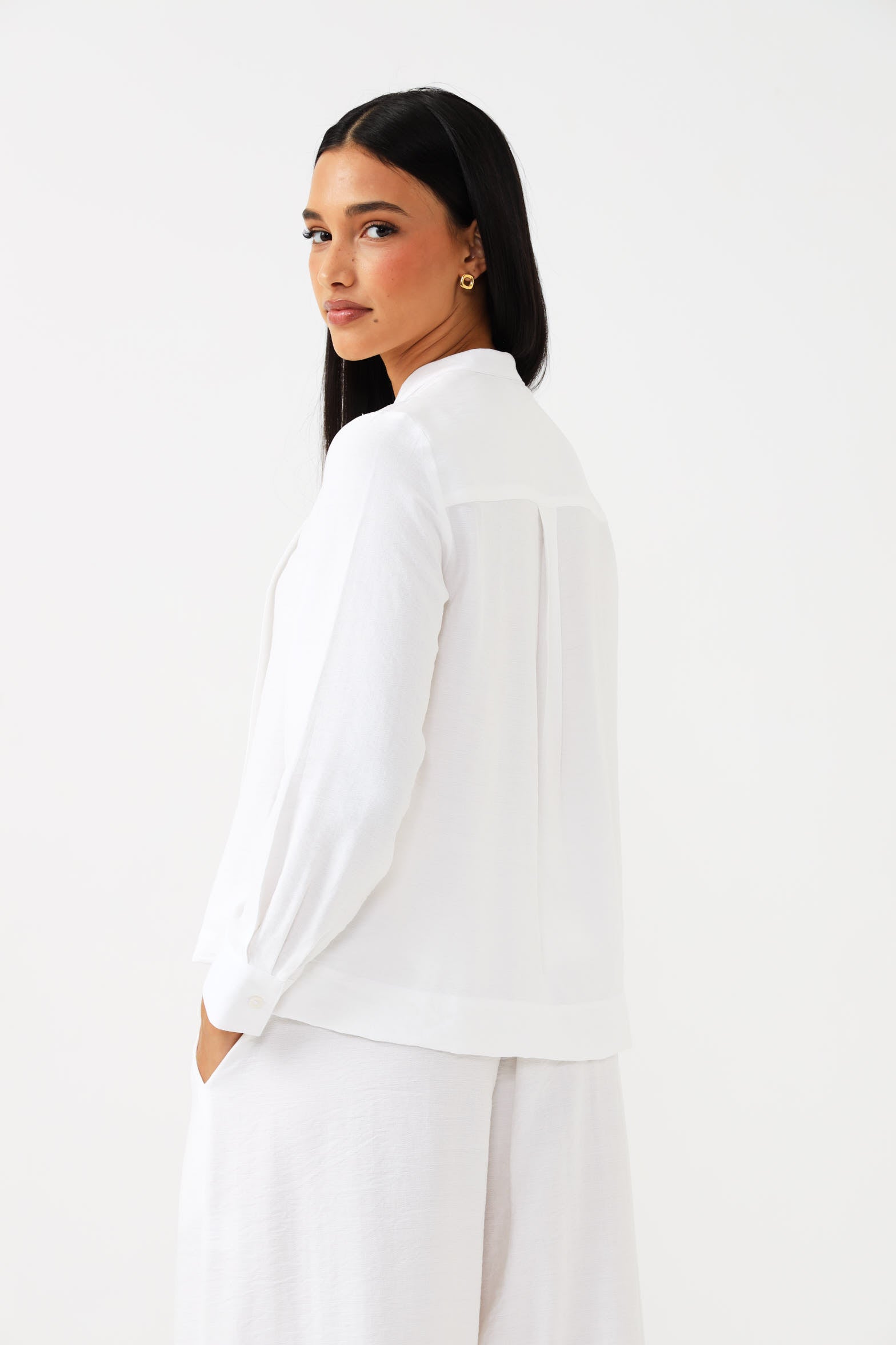LS PLEATED TOP / CRYPTO WHITE