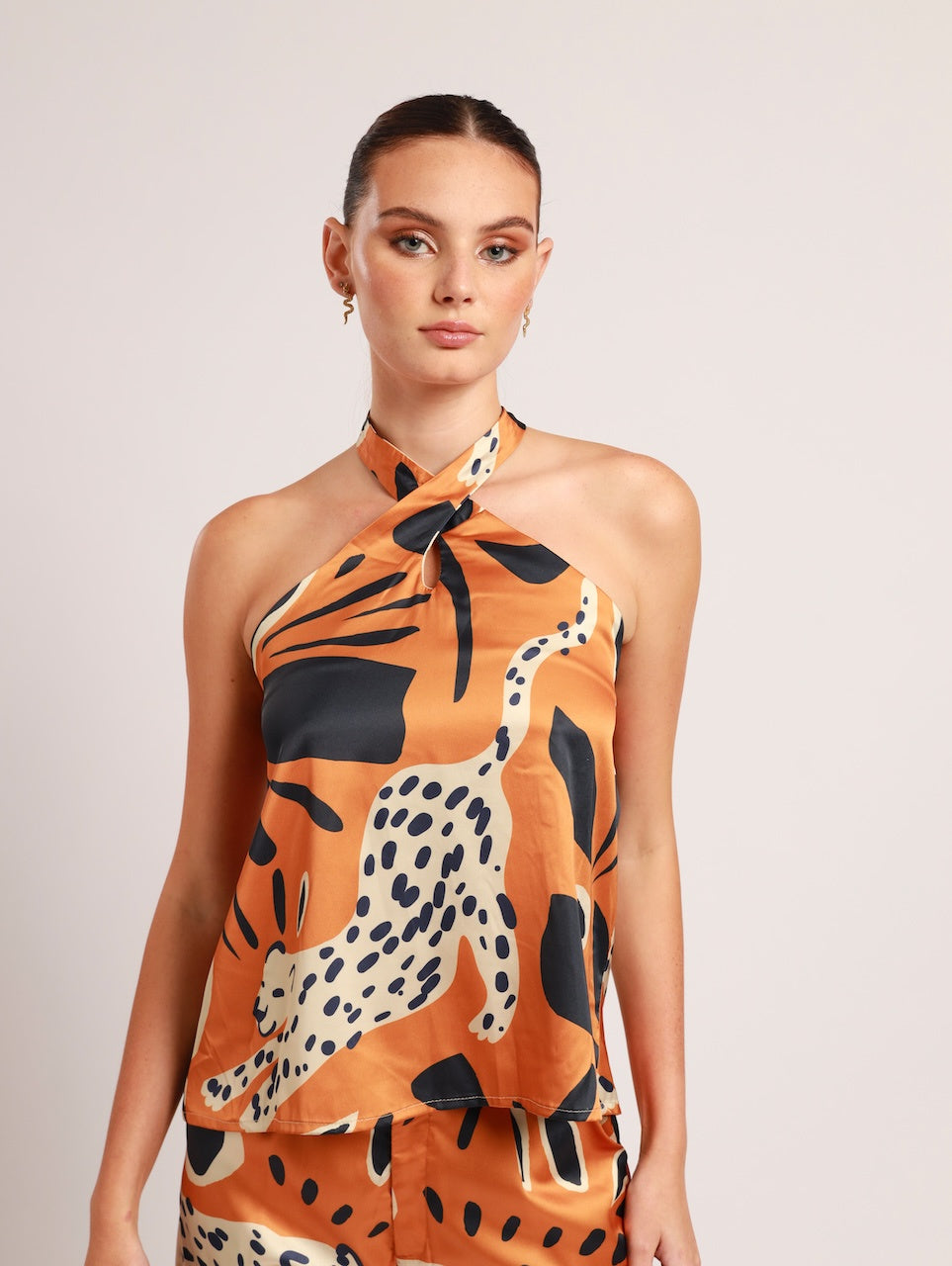 HALTER TIE TOP / WILD CAT