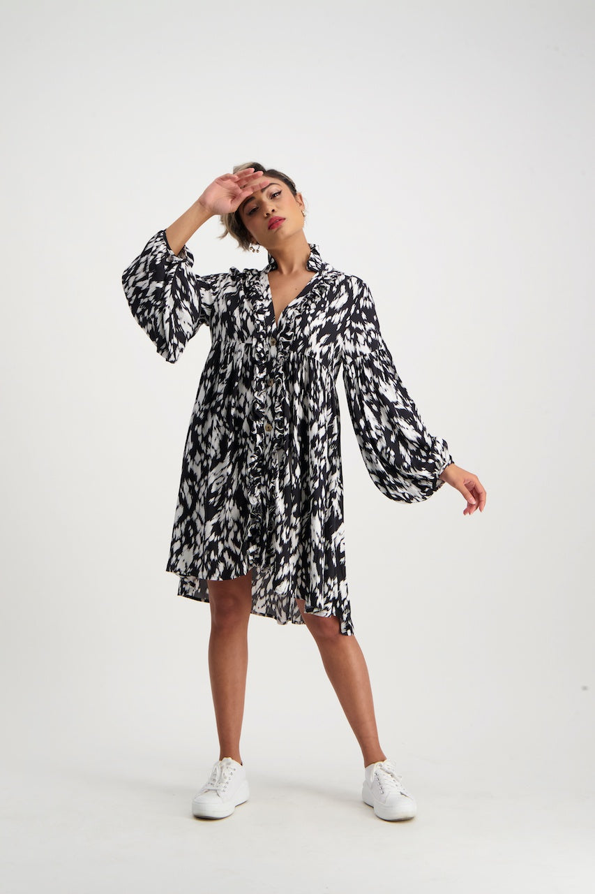 TRAPEZE DRESS / B + W Leopard